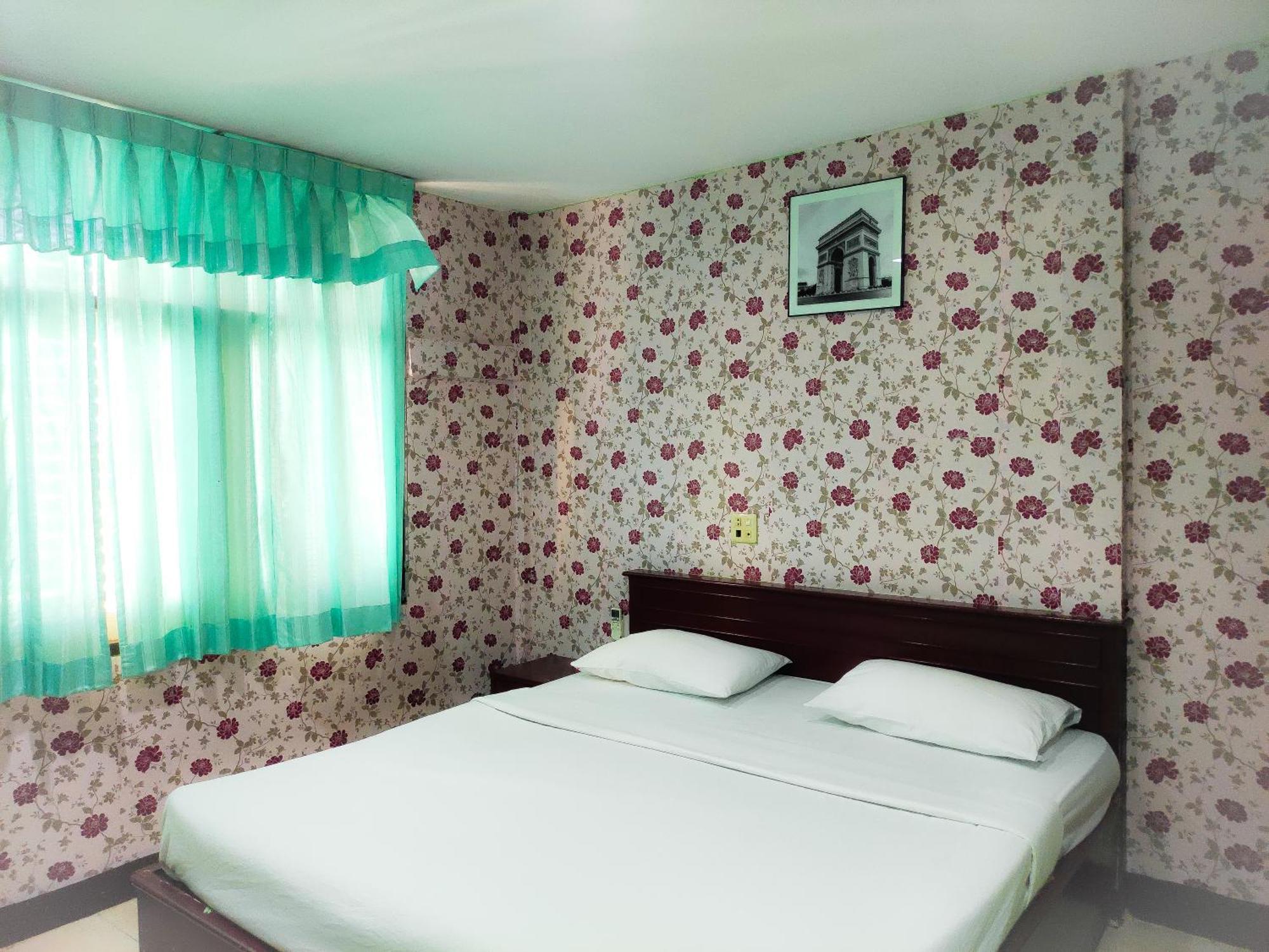 Woodlands Inn バンコク都 エクステリア 写真