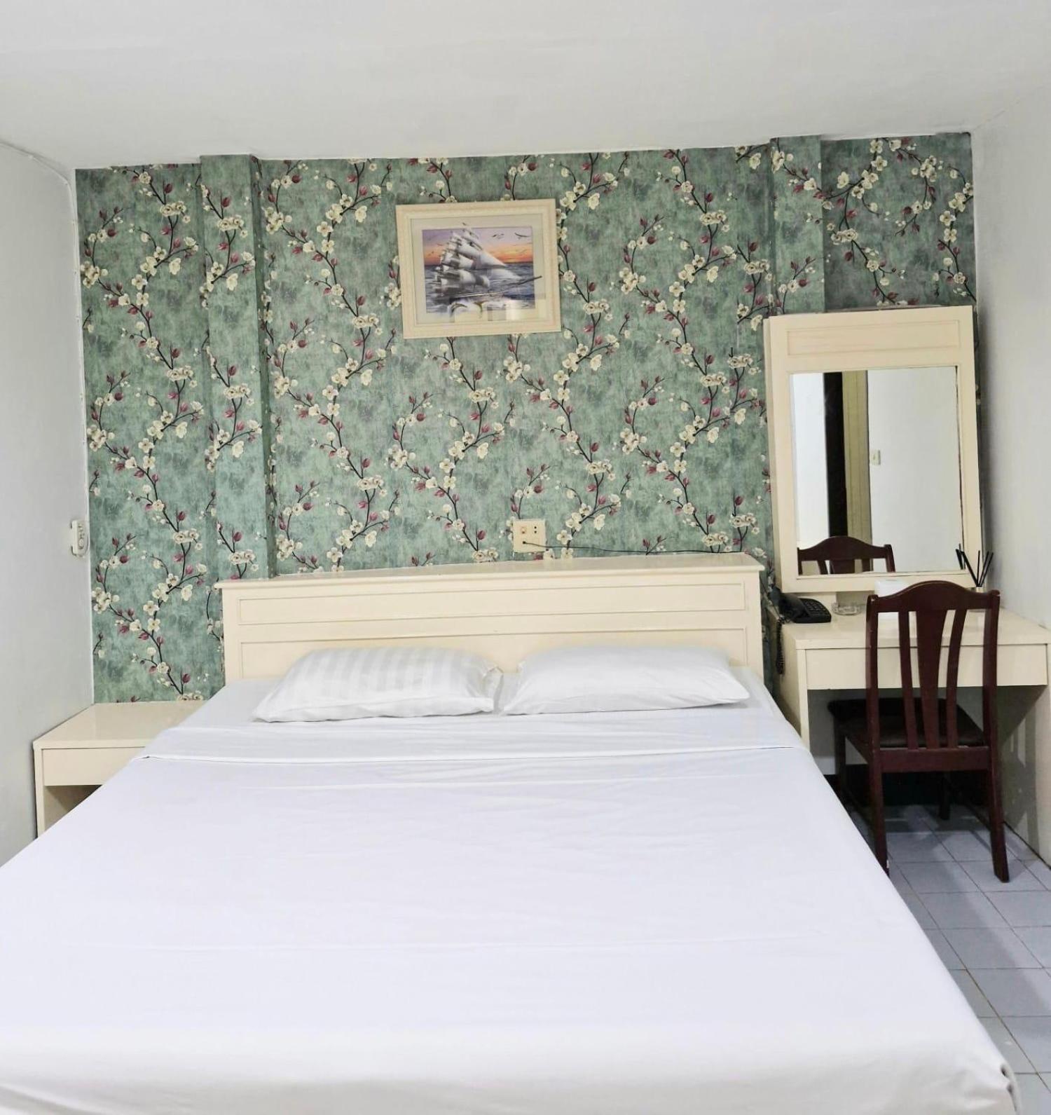 Woodlands Inn バンコク都 エクステリア 写真